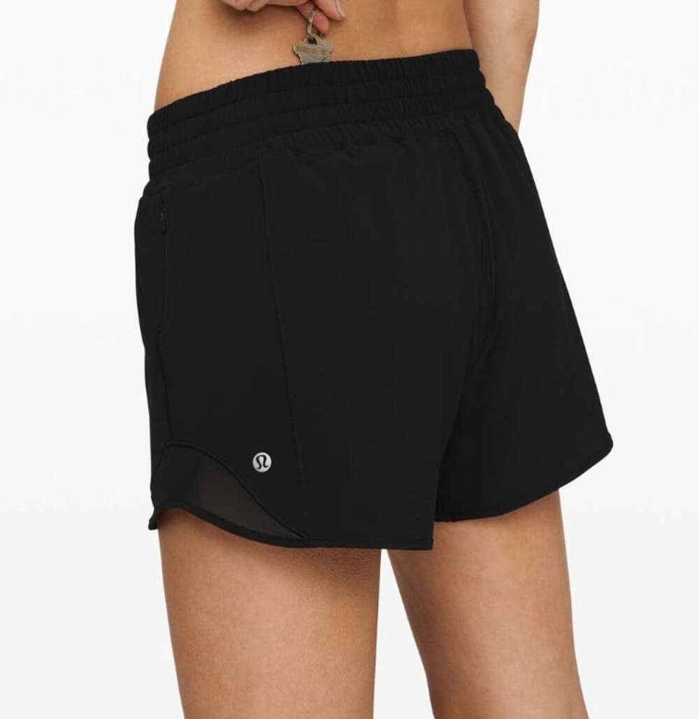 Lululemon Hotty Hot High-Rise Lined Short in Black Size 2